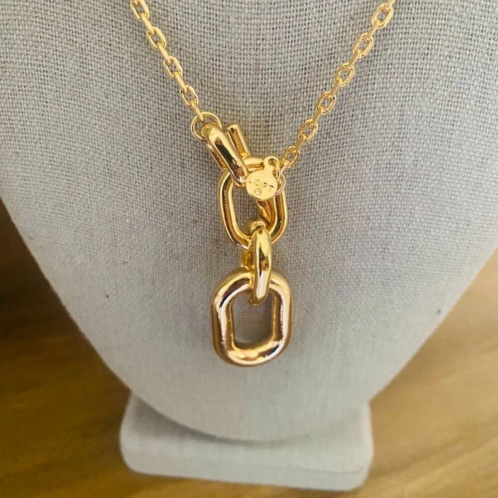 Ann Taylor LOFT Gold Tone Front Toggle Necklace - Picture 6 of 8